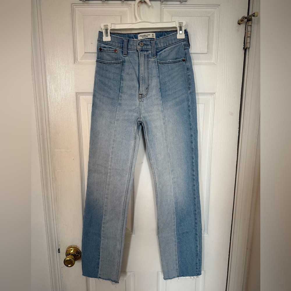 Abercrombie & Fitch The Ankle Straight jean